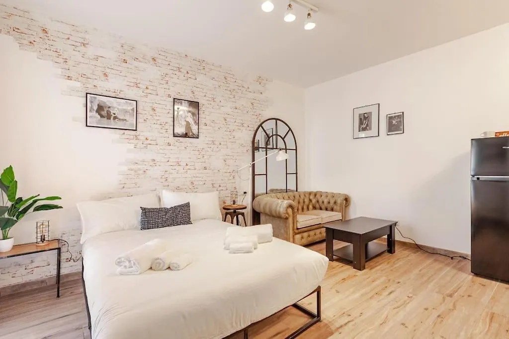 Industrial Loft Rome Apartment