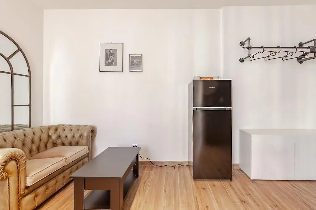 Industrial Loft Rome Apartment