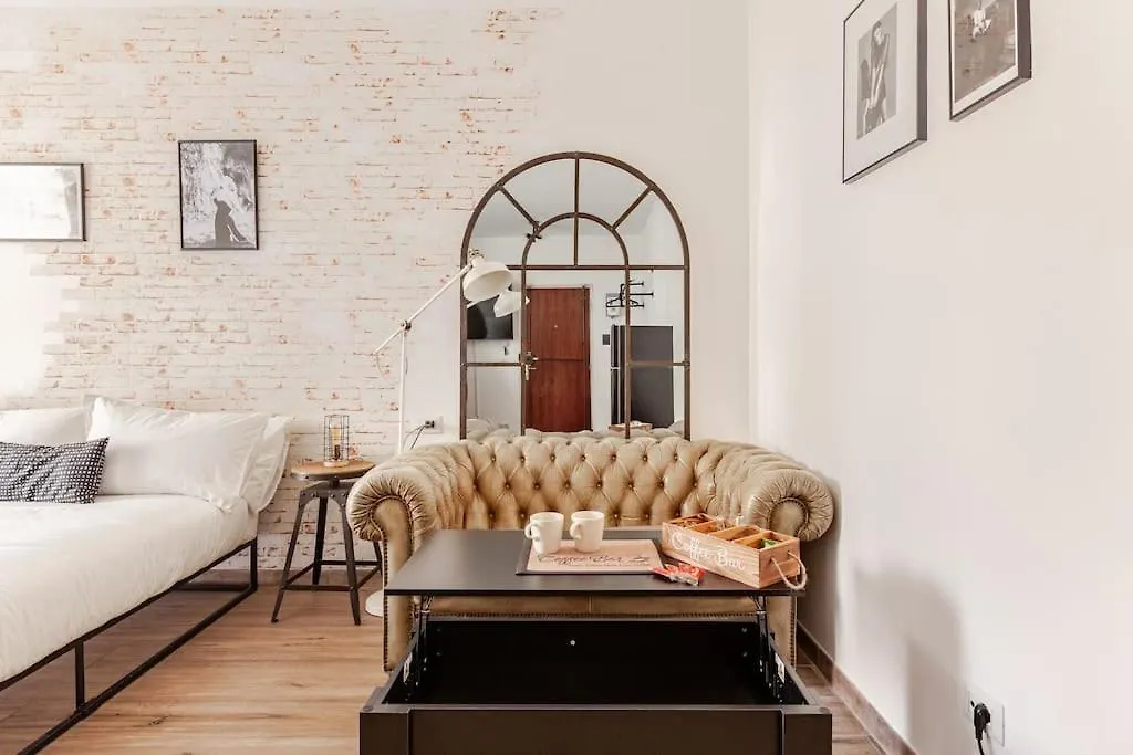Industrial Loft Rome Apartment